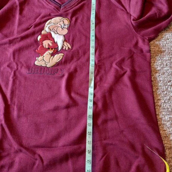 Disney Classics Grumpy XL Women's Sweatshirt 3/4 Sleeves Burgundy Red New - Picture 5 of 14